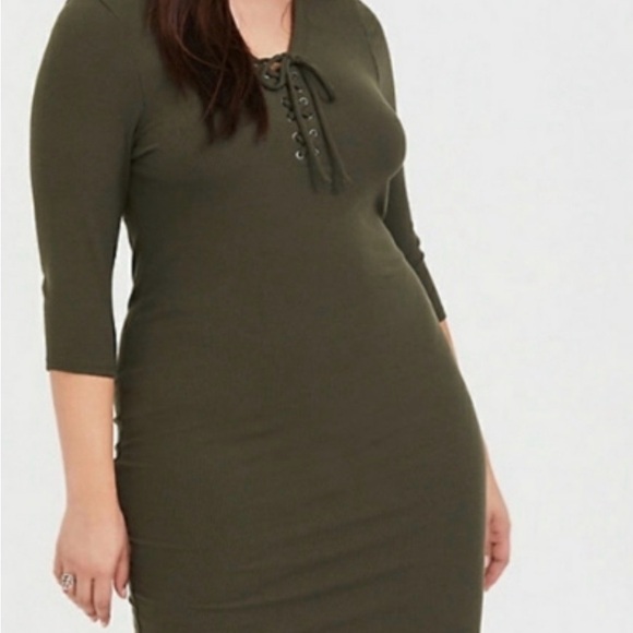 torrid Dresses & Skirts - Torrid Dark Green Lace-Up Long Sleeve Dress